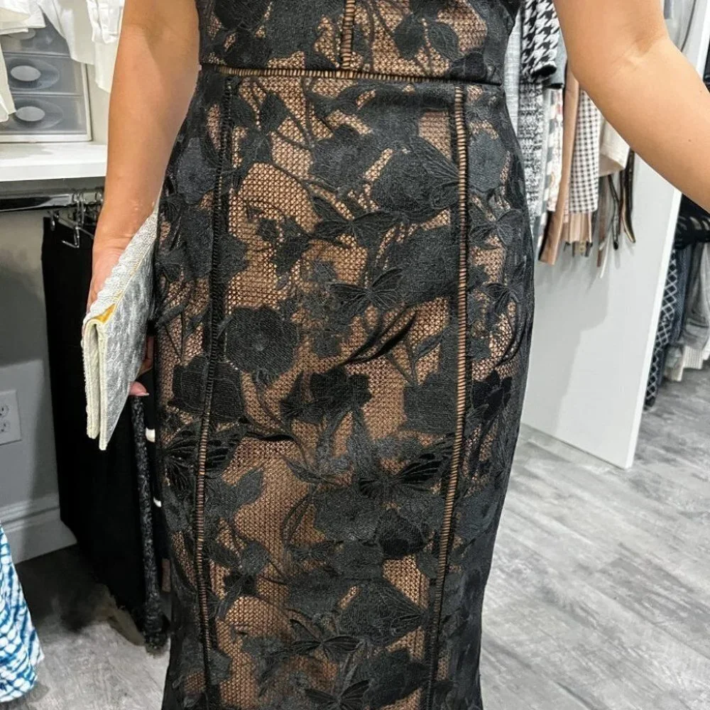 Marchesa Notte Black Guipure Lace Trumpet Midi Dress $895 - Picture 5 of 14